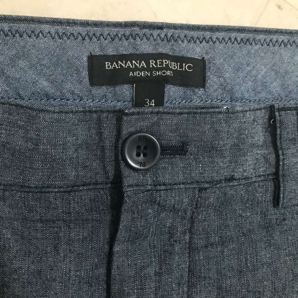 Banana Republic Slim Fit Aiden Short - 34 - Picture 4 of 4